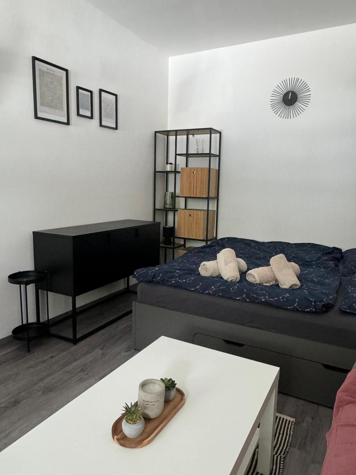 Hobiti Apartman - Sam Radslav Экстерьер фото