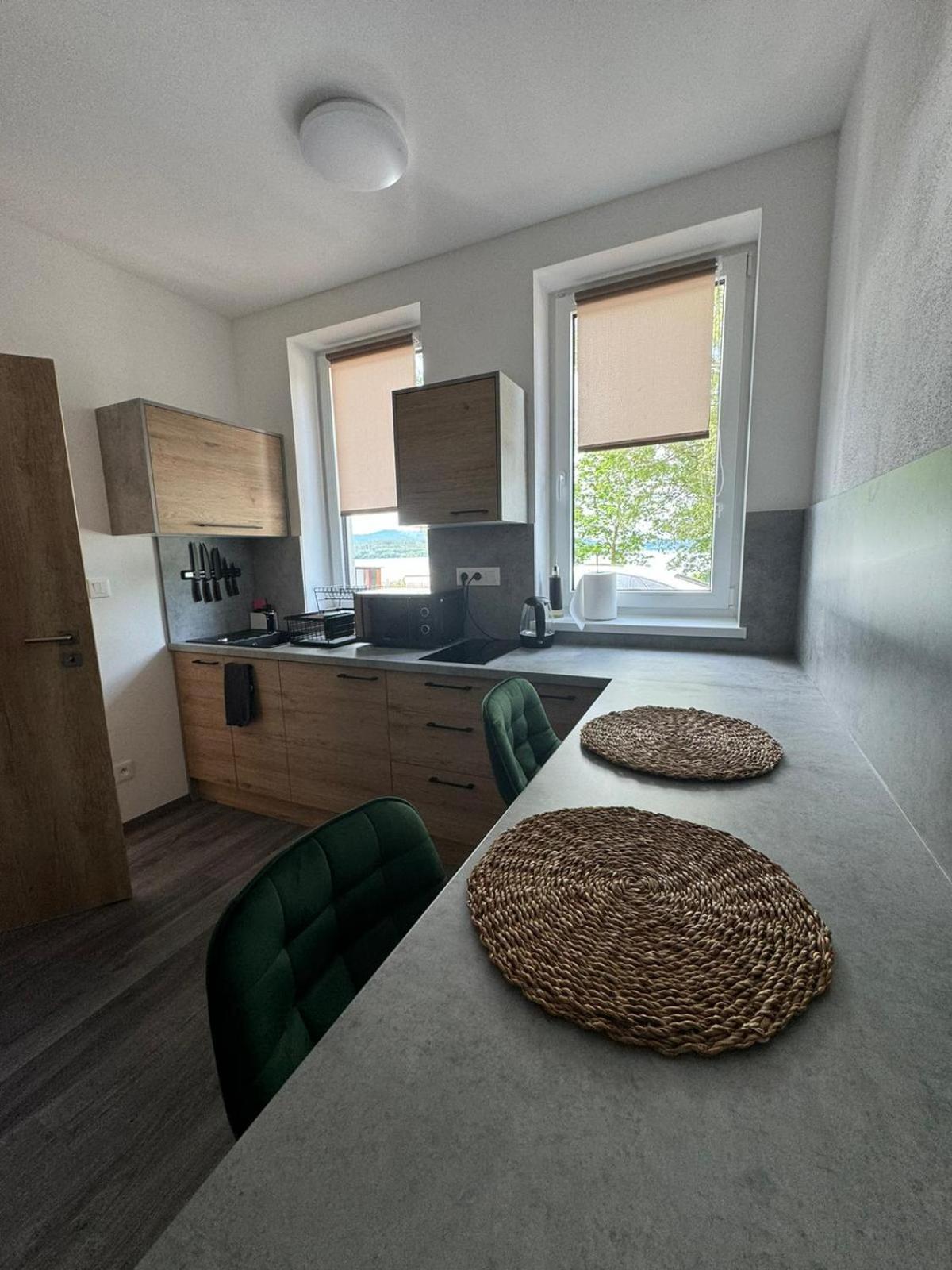 Hobiti Apartman - Sam Radslav Экстерьер фото